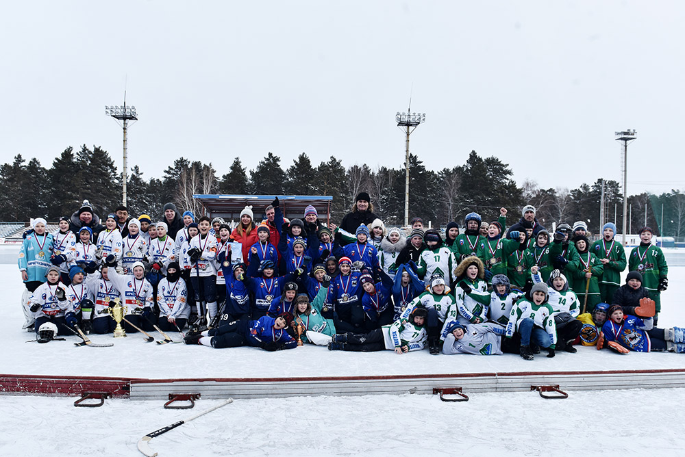 Хоккей с мячом байкал энергия иркутск. Сибскана 2006. Сибскана хоккей с мячом. Хоккейная команда Байкал. Байкал-энергия хоккей.